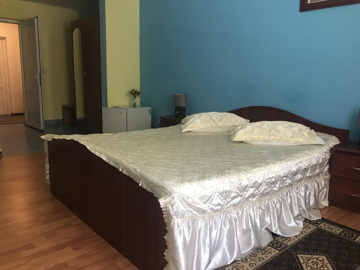 Vila Tanamera Hotel โมนาซา ภายนอก รูปภาพ